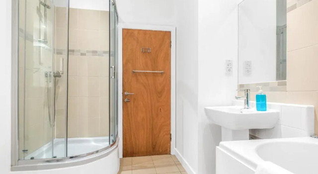 Апартаменты Emerald Suite - New build central Birmingham