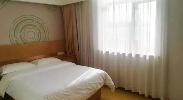 Greentree Inn Beijing Fangshan District Liangxiang, Book Hotel Hotels in Fangshan with Parking, Parking
