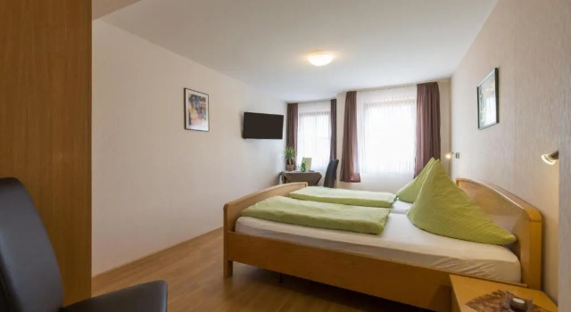 Номер Standard Hotel-Restaurant Langen