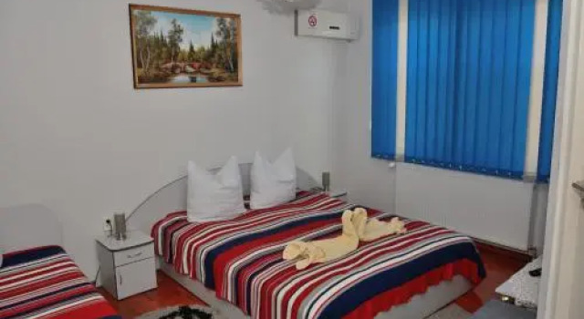 Pensiunea Caro, Rezervovat Hotel Hotely v Hunedoara s parkováním, Parkování