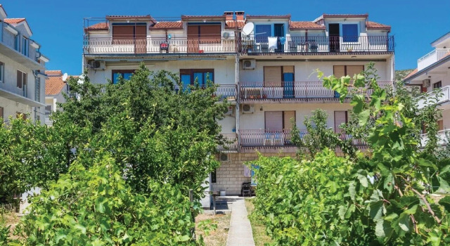 Beautiful Home in Trogir With Wifi and 3 Bedrooms