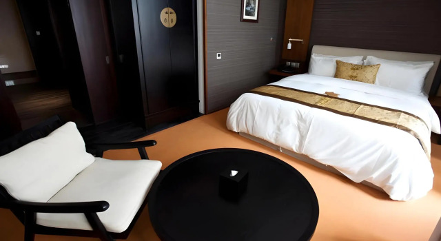 Beijing Hotel MOMC, Забронировать Отель Отели Пекина с завтраком, рядом с Улица Гуйцзе, Завтраки