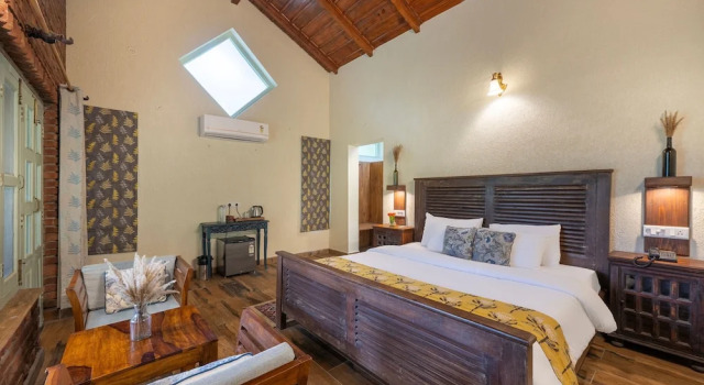 Номер Deluxe Echor Malusara Lakeview Retreat Bhimtal