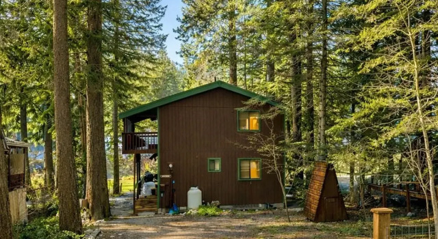 Коттедж Jack's Cabin 2 Bedroom Home by NW Comfy Cabins