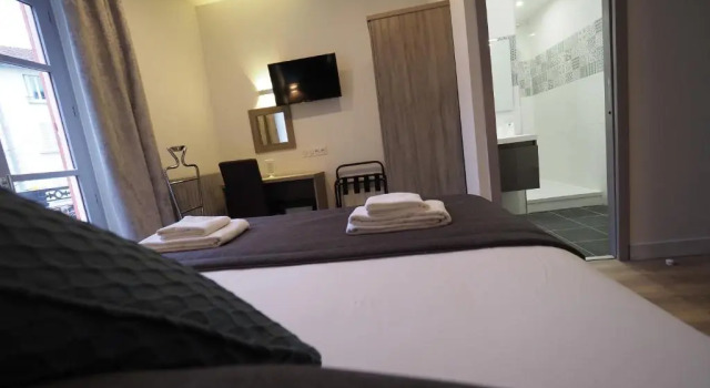 Семейный номер Standard Hôtel Le Biarritz - Vichy