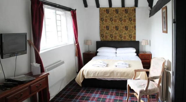 Двухместный номер Standard Old Court Hotel & Apartments