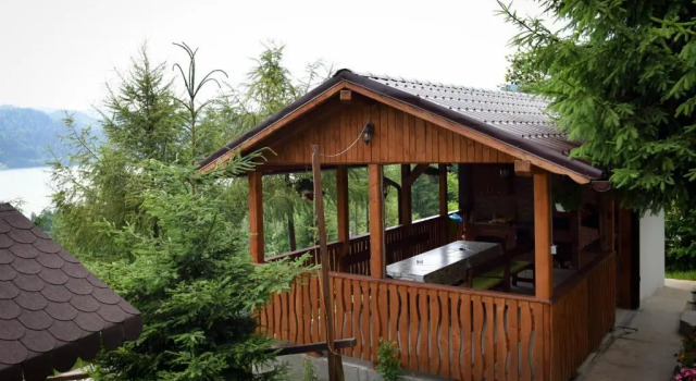 Коттедж с 3 комнатами Casa Edy