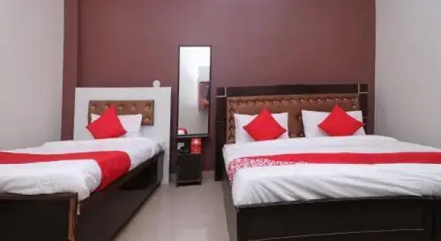 OYO 27029 Home Stay