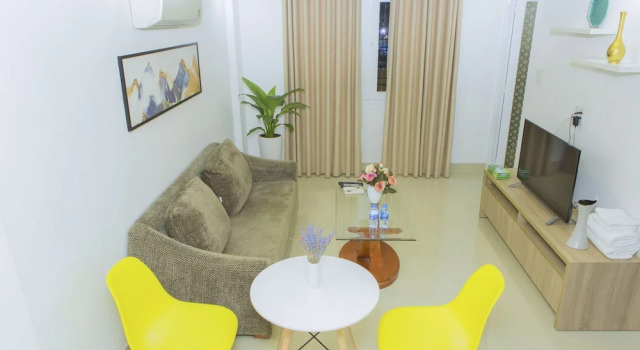 Семейные апартаменты c 1 комнатой с балконом и с видом на сад Van Dat Apartment
