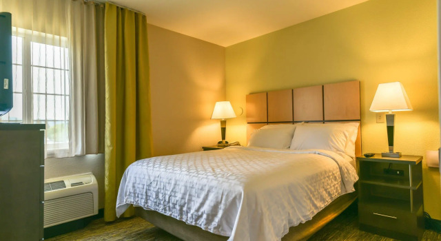 Двухместный люкс c 1 комнатой Candlewood Suites Medford by IHG