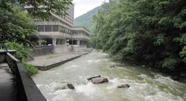 Hotel Roman, Rezervovat Hotel Băile Herculane 