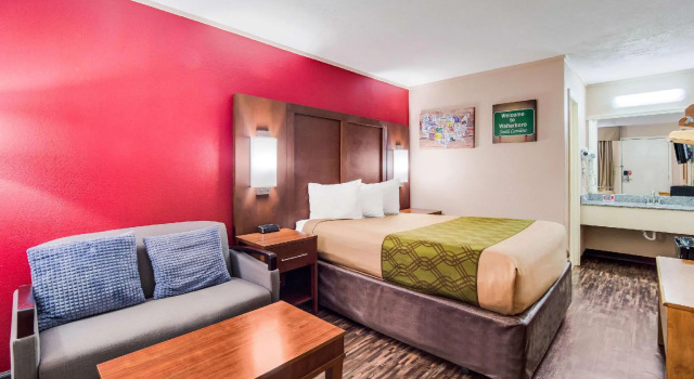Двухместный номер Standard Econo Lodge Walterboro I-95