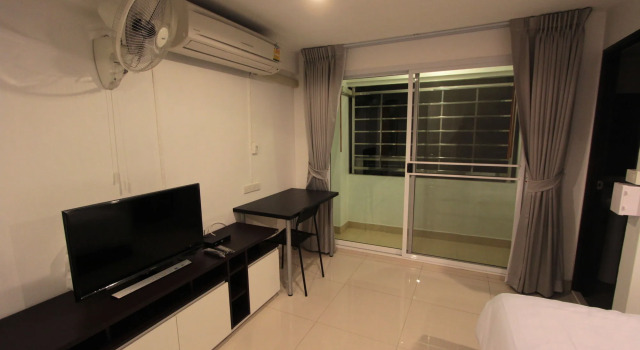 Napaville Huai Khwang Hostel