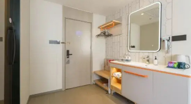 Homeinn Selected Hotel (Dalian Airport), Book Hotel Dalian 