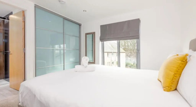 Апартаменты Luxury Balcony Apartment with Parking