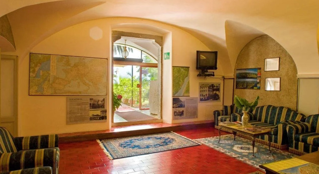 Albergo Bellavista, Забронировать Отель Отели Лимоне-суль-Гарды 3 звезды, рядом с Bike Path Limone sul Garda, 3*