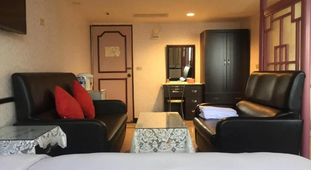 Семейный номер Standard King Lo Tung Hotel