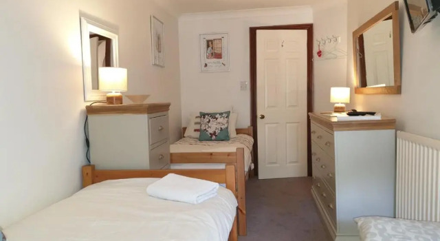 Lyndale Family Accommodation Windermere 3 for 2 Winter Deal