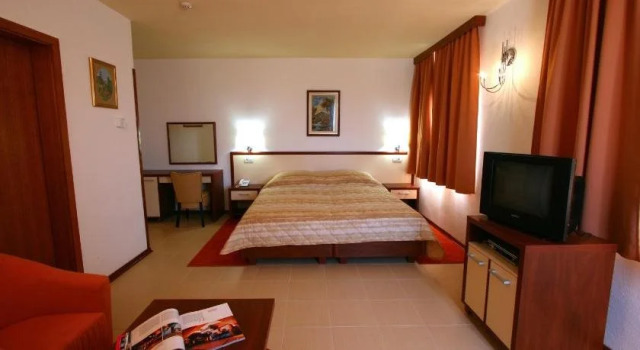 SEGET ESTATE Beachfront Oasis & Tradition, Забронировать Отель Сегет Доньи 