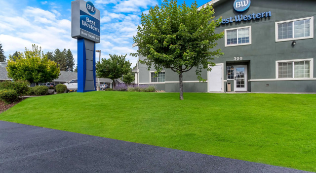 Best Western Rose Quartz Inn