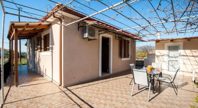 Anna-Maria House