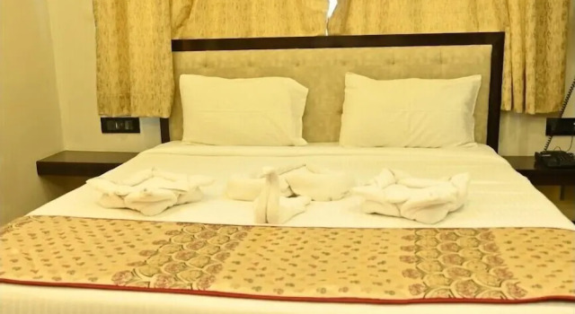 Hotel A One Luxury, Rezervovat Hotel Hotely v Purí s parkováním, Parkování