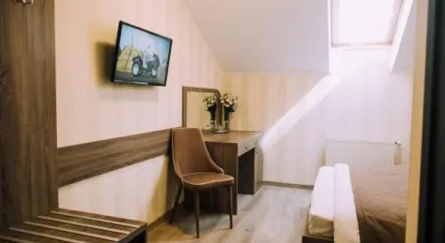 Bolero plus, Book Hotel Mukachevo Transcarpathia
