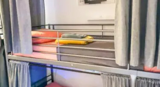 Live Lisboa Hostel, Забронировать Хостел Хостелы Лиссабона, рядом с Пикуаш, Хостел