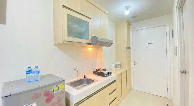 Номер Standard Classy Chic Studio Room At Apartment Parahyangan Residence Bandung