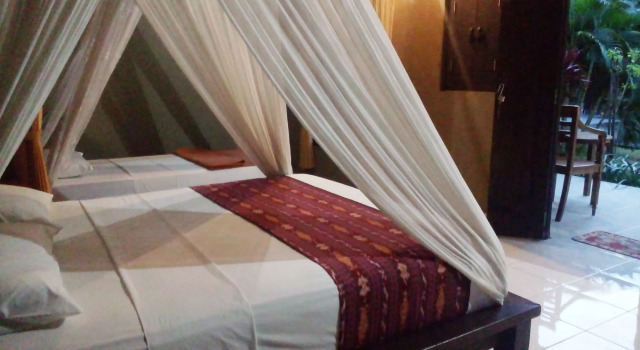 Suka Sari Cottages, Buchen Sie Pension Hotels in Pemuteran mit Pool, Schwimmbad