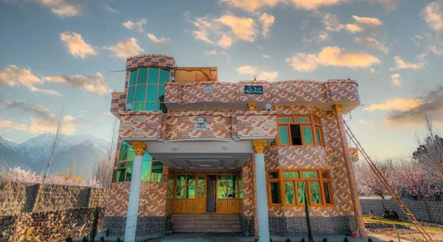 Royal Guest House Newranga Skardu, Забронировать Гостевой дом Отели Скарду с парковкой, Парковка