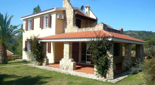 Villa Casanova, Забронировать Вилла Санта-Маргерита-ди-Пула Южная Сардиния, рядом с Пляж Рива-дей-Пини