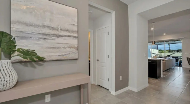 7420 Oakmoss Loop