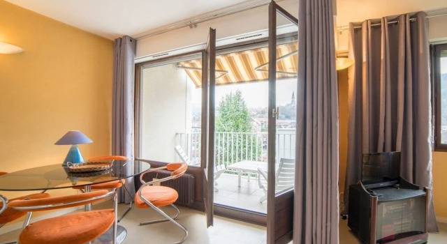 Visitation Spacieux Studio- 5m Old Town Pk+wifi, Забронировать Отель Отели Анси с парковкой, рядом с Musee Chateau d'Annecy, Парковка