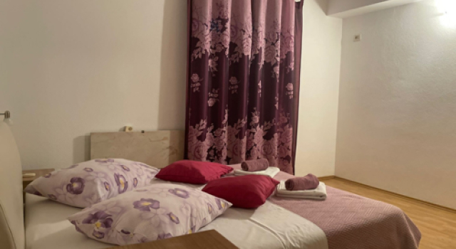 Holiday house Sandra - with pool : Makarska. Riviera Makarska, Забронировать Отель Велико Брдо Biokovo Nature Park