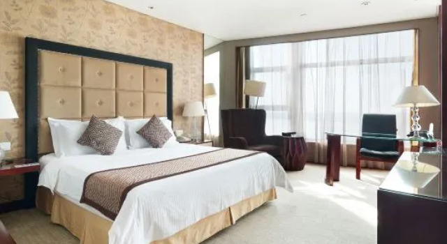 Двухместный номер Business XinHua JianGuo Hotel