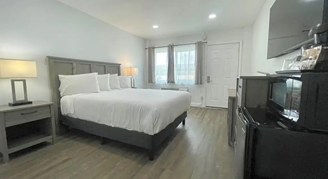 Номер Superior Budget Inn
