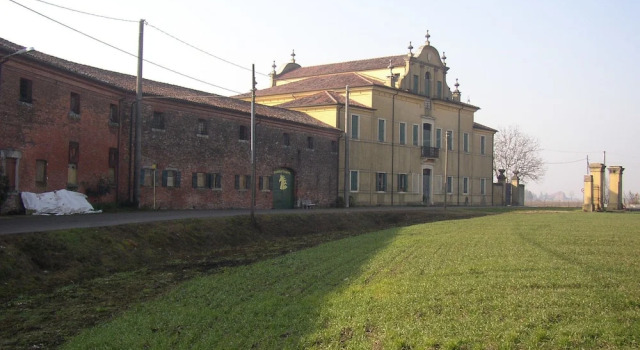 Ca Gialla, Prenota Bed & breakfast Hotel a Veneto con parcheggio, Parcheggio
