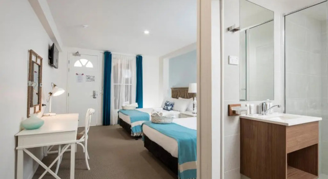 Четырёхместный номер Standard Rambutan Resort