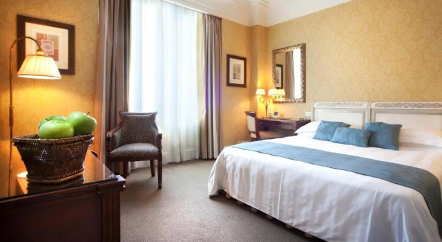 Двухместный номер Superior с балконом Excelsior Grand Hotel