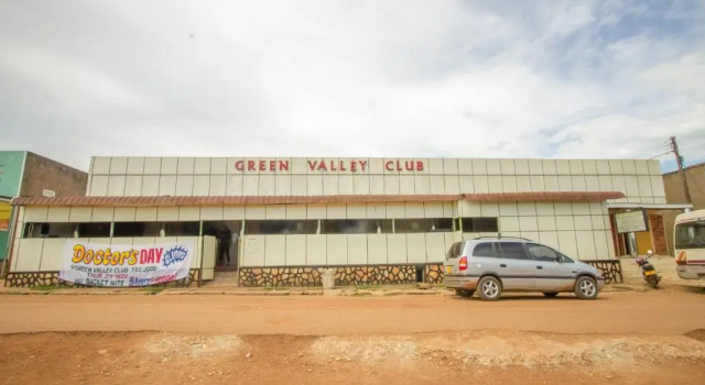 Green Valley Hotel, Réserver Hôtel Gaba Kampala