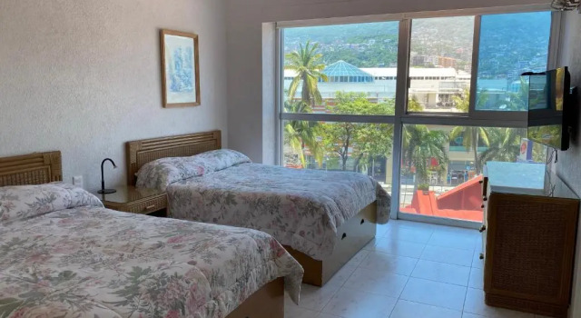 Апартаменты Comfortable Beachfront apartment in Acapulco