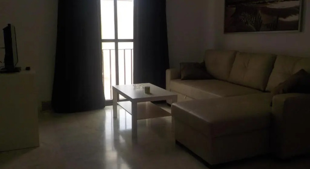 Apartamentos Centro 1 El Puerto de Santa Maria, Забронировать Апартаменты/квартира Апартаменты Пуэрто Де Санта Мария, рядом с Винодельня Bodegas 501, Апартаменты/квартира