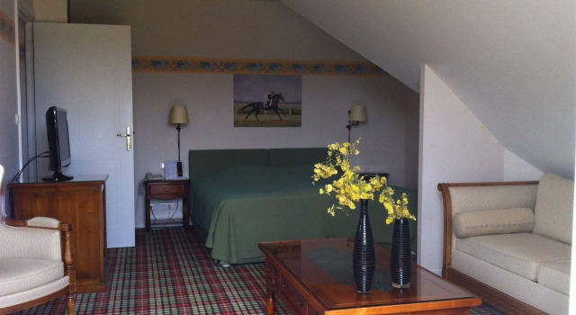 Hostellerie de la Hauquerie-Chevotel, Забронировать Отель  