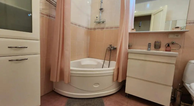 Апартаменты c 1 комнатой Riverside Baratashvili Apartment