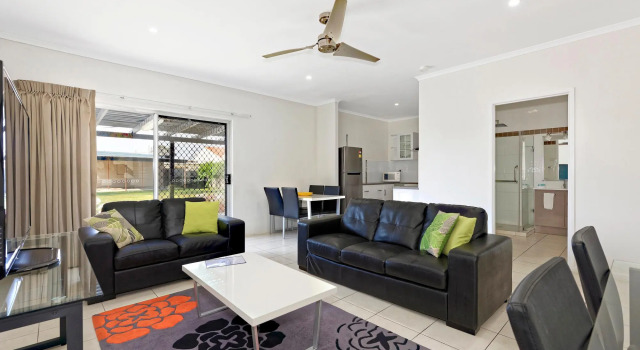 Вилла с 3 комнатами Riviera Motel Bundaberg