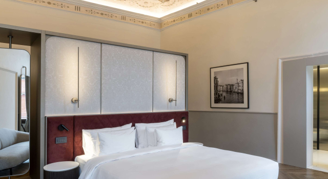 Полулюкс с видом на канал Radisson Collection Hotel, Palazzo Nani Venice