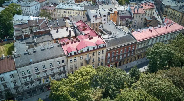 PlayRoom Aparthotel, Забронировать Отель Отели Кракова с парковкой, рядом с Церковь Святого Франциска Ассизи, Парковка