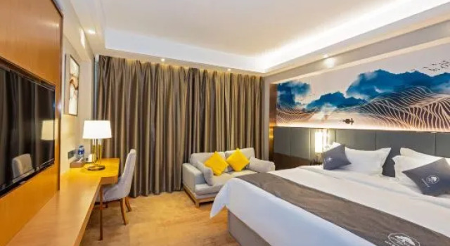 Семейный номер Standard GreenTree Inn Zhuhai Changlong Airport