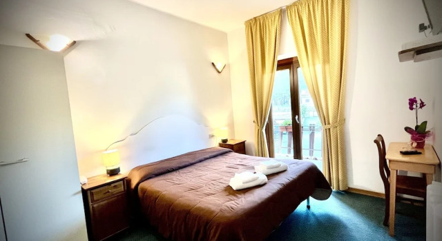 Двухместный номер Economy с балконом и с видом на горы Hotel Pinguino
